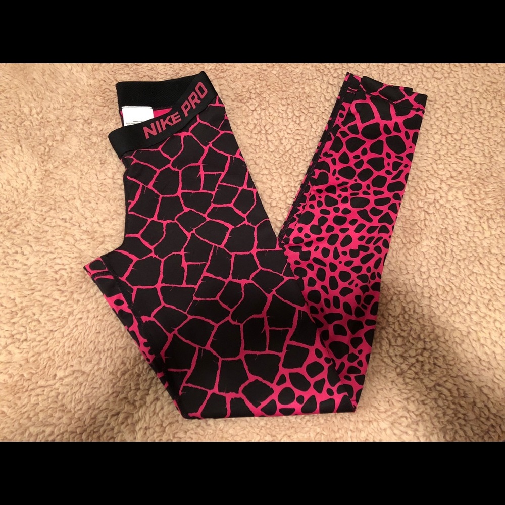 Nike pro leggings giraffe print